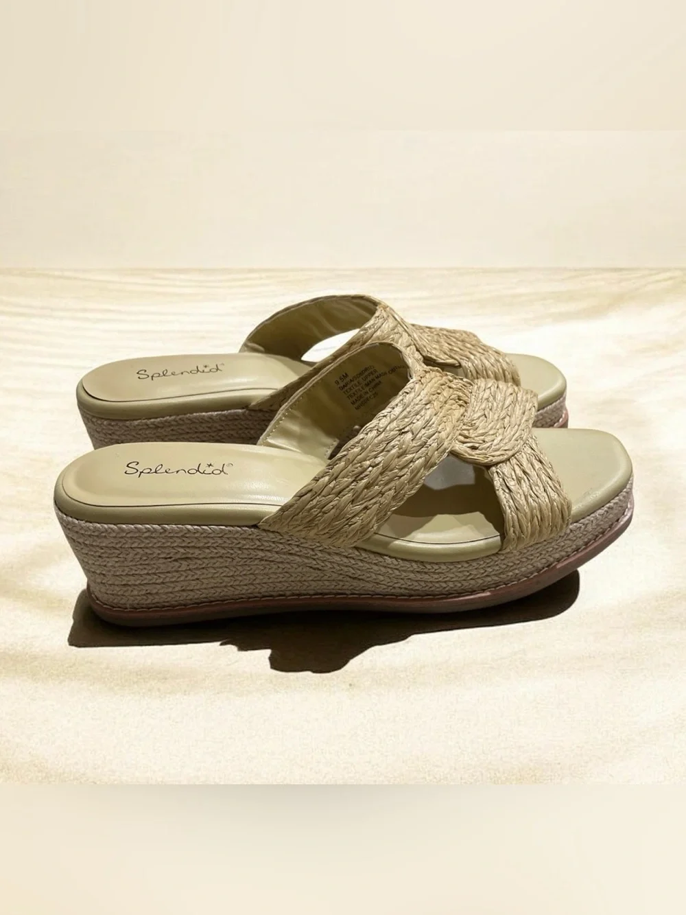 Splendid Women's Daria Wedge Sandal in natural raffia, Size 9.5